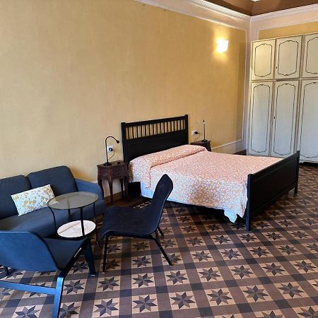 Casa Cavour Hotel Pontremoli Exterior photo