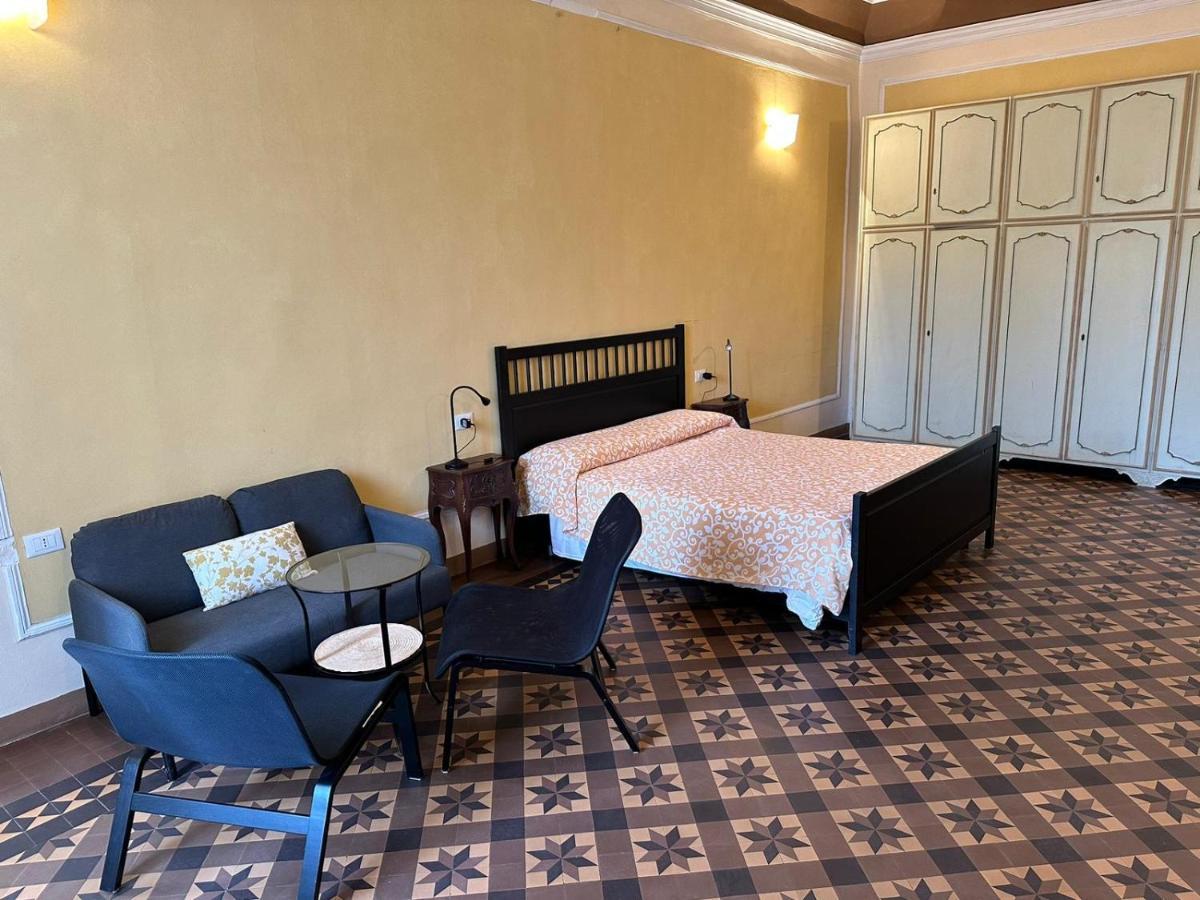 Casa Cavour Hotel Pontremoli Exterior photo
